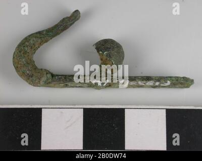 Netherlands Roman period, hook, metal, bronze, length, 4.5 cm, roman, Netherlands, Utrecht, Bunnik, Vechten Stock Photo