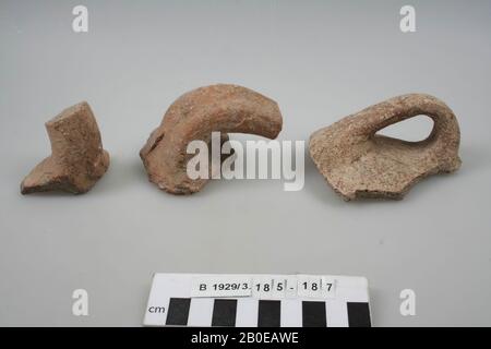 shard, handle, pottery, br: 6 cm, h: 5 cm, Israel Stock Photo