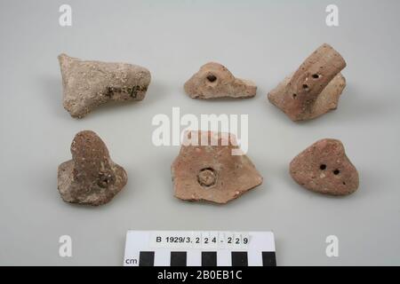 shard, handle, pottery, br: 6.5 cm, Israel Stock Photo