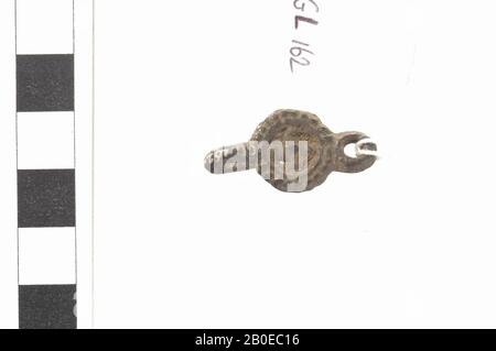Bronze hook, decorated, hook, metal, bronze, length: 3 cm, roman 1-300, Netherlands, Limburg, unknown, unknown Stock Photo