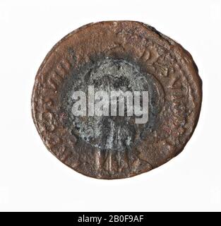 Netherlands Roman period, coin, ash, Domitian, metal, copper, Diam., 25x27 mm, wt., 8.86 gr, roman 82, the Netherlands, Gelderland, Maasdriel, Rossum Stock Photo