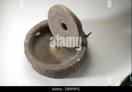 Handmill From Niedermendiger Stone The Millstone Is Made From Basalt Lava In The German Eifel With Iron Handles Millstone Stone Basalt Metal Iron H 16 5 Cm Diam 43 Cm 33 Kg Lme 1050 1500 Ad Netherlands Limburg Venlo Venlo Stock Photo