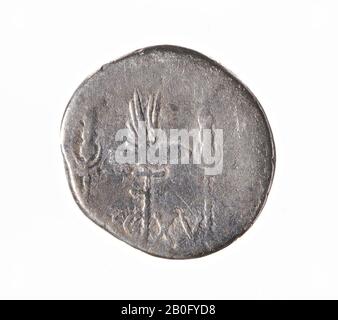 Classical antiquity, coin, denarius, Marcus Antonius, metal, silver, Diam., 17 mm, wt., 3.51 g, Roman BC 32-31 Stock Photo
