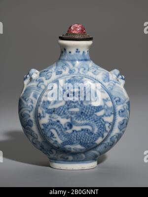 Chinese, Snuff Bottle, Porcelain, Height: 2 15/16 in. (7.5 cm Stock Photo