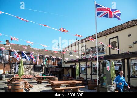 14.07.2019, Belfast, Northern Ireland, Great Britain - Memorial to Ulster units of the British Army in World War I, Shankill Road, Protestant part of Stock Photo