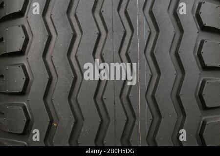 05.07.2019, Hamburg, Hamburg, Germany - tread pattern of a tyre. 00S190705D412CAROEX.JPG [MODEL RELEASE: NO, PROPERTY RELEASE: NO (c) caro images / So Stock Photo