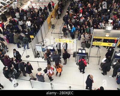 Crowded Terminal 1 at JFK International Airport, NYC, USA Stock Photo