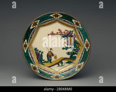 Plate, Japan, ca. 1850, Japan, Pottery covered with finely crackled glaze, decorated in polychrome enamels (Hizen ware, Kutani type)., H. 1 7/8 in. (4.8 cm); Diam. 12 3/4 in. (32.4 cm), Diam. of foot: 6 7/8 in. (17.5 cm), Ceramics Stock Photo