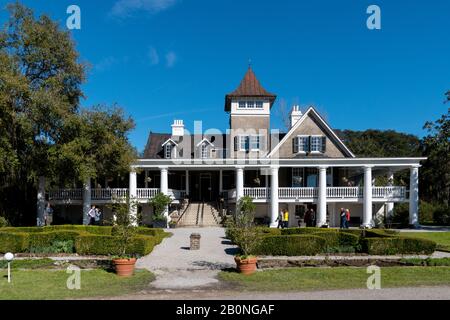 Charleston, SC - February 2 2020: The Plantation home at Magnolia Plantation and Gardens Stock Photo