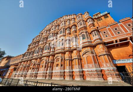 Front facade of Palace of the Winds, Hawa Mahal, Jaipur, Rajasthan, India