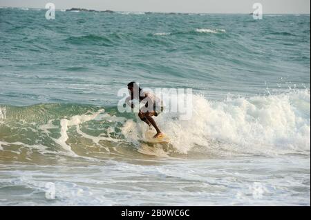 Sri Lanka, Tangalle beach, surfing Stock Photo