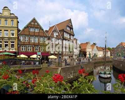 Houses at Hanshafen in the Hanseatic city of Stade, Lower Saxony, Germany, Stock Photo