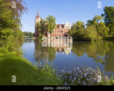 New castle in the Pücklerpark Bad Muskau, Upper Lusatia, Saxony, Germany, Stock Photo