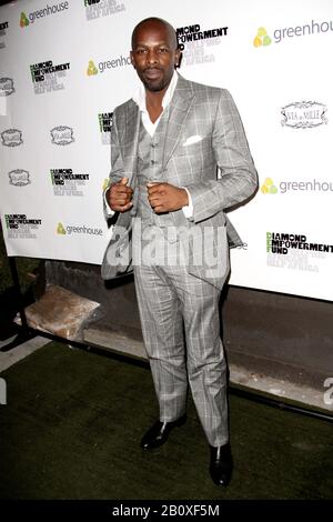 New York, NY, USA. 19 November, 2008. R&B singer Joe Lewis Thomas at the Diamond Empowerment Fund's Diamonds Give 2008 at Greenhouse. Credit: Steve Mack/Alamy Stock Photo