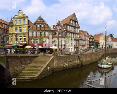 Houses at Hanshafen in the Hanseatic city of Stade, Lower Saxony, Germany, Stock Photo