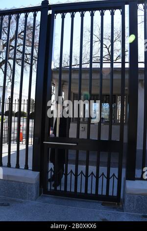 Washington, DC, USA. 21st Feb, 2020. 2/21/20 -The White House -Washington, DC.The White House unveils it's new more robust border fence that surrounds the compound. Credit: Christy Bowe/ZUMA Wire/Alamy Live News Stock Photo