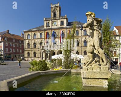 Market with town hall and Neptune fountain, Weimar, Thuringia, Germany, Stock Photo