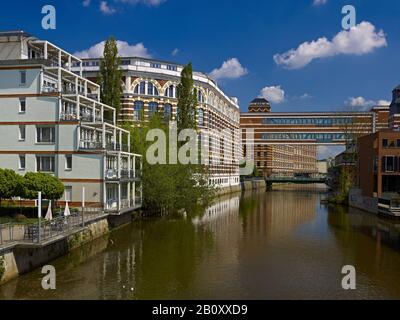Loft apartments in the former worsted spinning mill on the Weißen Elster in Leipzig, Saxony, Germany, Stock Photo