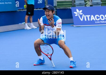 Delray Beach, Florida, USA. 21st Feb, 2020. YOSHIHITO NISHIOKA of Japan celebrates winning his quarterfinal match v. B. Nakashima in the Delray Beach Open tennis tournament in Delray Beach Florida. Mr. Nishioka won the match 3-6, 7-6 (5), 6-4. Credit: Christopher Levy/ZUMA Wire/Alamy Live News Stock Photo