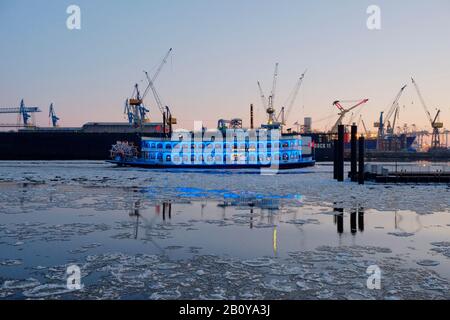 Paddle steamer Louisiana Star, ice drift, Elbe, Hamburg, Germany, Stock Photo