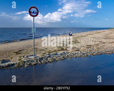 Beach from Nordseebad Otterndorf with traffic sign, state of Hadeln, Lower Saxony, Germany, Stock Photo