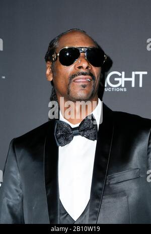 Snoop Dogg walking the red carpet at Floyd Mayweather's 43rd Birthday Celebration held at Sunset Eden on February 21, 2020 in Los Angeles, California USA (Photo by Parisa Afsahi/Sipa USA) Stock Photo