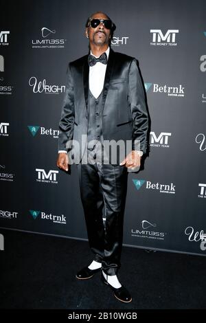 Snoop Dogg walking the red carpet at Floyd Mayweather's 43rd Birthday Celebration held at Sunset Eden on February 21, 2020 in Los Angeles, California USA (Photo by Parisa Afsahi/Sipa USA) Stock Photo