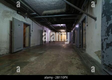 Cell in the basement, wing 