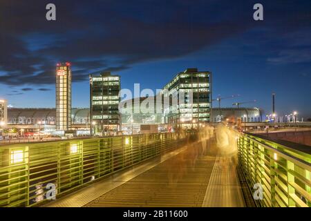 Gustav Heinemann Bridge at Central Station, Berlin, Germany Stock Photo