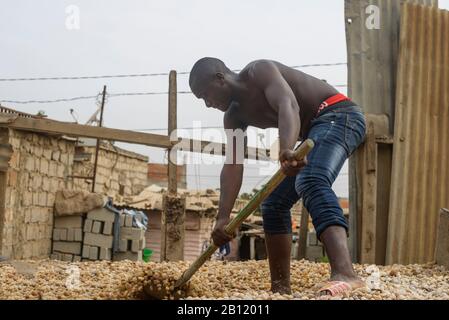 Living in Bairro Rangel, a museq, slum of Luanda, Angola, Africa Stock Photo