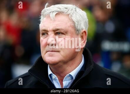 London, UK. 22nd Feb, 2020. Newcastle United manager Steve Bruce during English Premier League between Crystal Palace and Newcastle United at Selhurst Park Stadium, London, England on 22 February 2020 Credit: Action Foto Sport/Alamy Live News Stock Photo