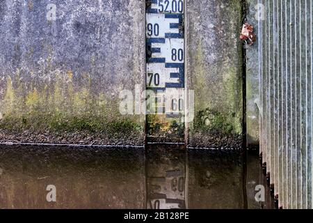 Detail view of a level for water level measurement at the Aller in Gifhorn Stock Photo