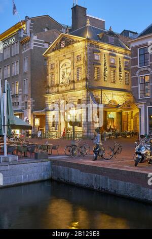 De Waag at the Rijn in Leiden, South Holland, Netherlands Stock Photo