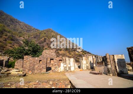 Ruins of 17th century Bhangarh Fort at Alwar Village in Rajasthan, India Stock Photo