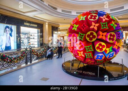 Exterior of a Louis Vuitton store in Macau Stock Photo - Alamy