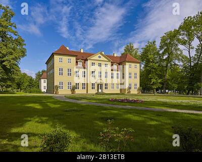 Mirow Castle on the Castle Island in Mirow,Mecklenburg-Vorpommern,Germany <br> Mirow Castle on Castle Island in Mirow,Mecklenburg Western Pomerania,Germany Stock Photo