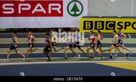 Glasgow, Scotland, UK. 22nd Feb, 2020. Competitors in action during the men's 3,000 metres final, during Day 1 of the Glasgow 2020 SPAR British Athletics Indoor Championships, at the Emirates Arena. Credit: Iain McGuinness/Alamy Live News Stock Photo