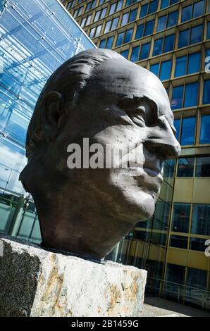 Helmut Kohl Monument, Rudi-Dutschke-Strasse, Kreuzberg, Berlin Stock Photo