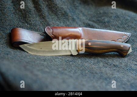 Bushcraft knife Stock Vector Images - Alamy