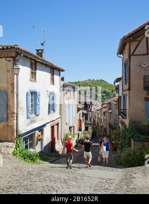 Cordes Sur Ciel, Tarn, Midi Pyrenees Region, France, Europe Stock Photo