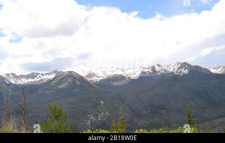 Summer in Rocky Mountain National Park: Mt Stratus, Mt Nimbus, Red Mountain, Mt Cumulus and Howard Mountain of the Never Summer Mountains Stock Photo