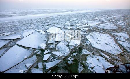 ice on IJsselmeer, Netherlands, Ijsselmeer Stock Photo