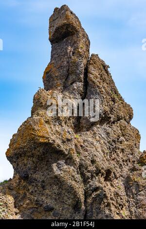 Godzilla Rock (Godzillaiwa), A rock that looks like a Monster