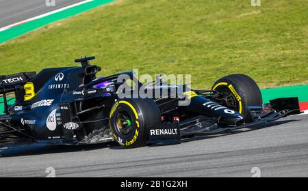 Circuit de Barcelona-Catalunya in Montmelo Spain 20.2.2020, Formula 1 pre-season testing, Daniel Ricciardo (AUS), Renault F1 Stock Photo