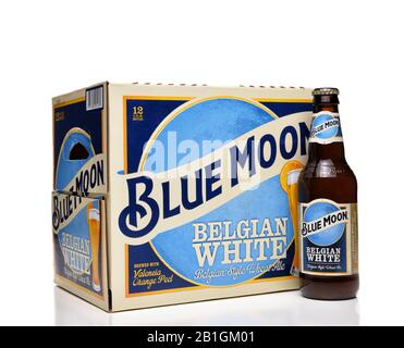 IRVINE, CALFORNIA - FEBRUARY 17, 2019: Blue Moon Belgian White Ale 12 pack bottles from Tenth and Blake Beer Company, the craft / import division of C Stock Photo