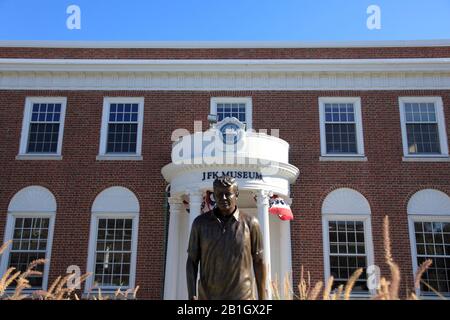 John F Kennedy Hyannis Museum, Main Street, Hyannis, Cape Cod, Massachusetts, New England, USA Stock Photo