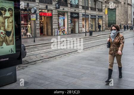Milan, Italy. 26th Feb, 2020. Deserted streets, empty shops and people with masks on the streets of the center cause Corona Virus covid19 Editorial Usage Only Credit: Independent Photo Agency Srl/Alamy Live News Stock Photo