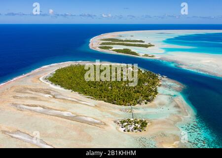 Tetamanu Pass of Fakarava Atoll, Tuamotu Archipel, French Polynesia