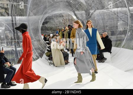Paris, France. 26th Feb, 2020. Model walks on the runway at the Kenzo fashion show during Fall/Winter 2020/2021 Fashion Week in Paris, France on Feb 26, 2020. (Photo by Jonas Gustavsson/Sipa USA) Credit: Sipa USA/Alamy Live News Stock Photo