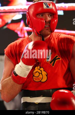 Manchester,Uk World Boxing Champion Tyson Fury trains at Trafford Centre credit Ian Fairbrother/Alamy Stock Photos Stock Photo